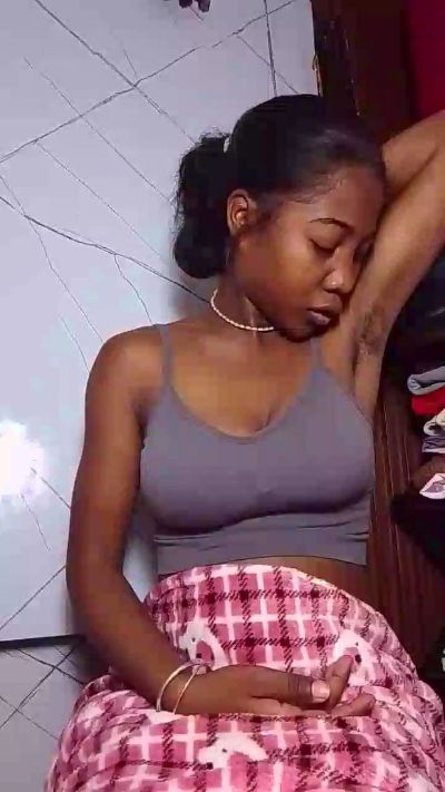 Olivia live cam on Cam4