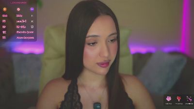 OliviaMore live cam on Cam4
