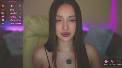 OliviaMore live cam on Cam4