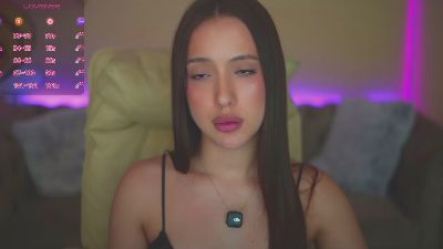 OliviaMore live cam on Cam4