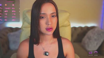 OliviaMore live cam on Cam4