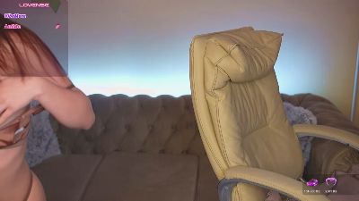 OliviaMore live cam on Cam4
