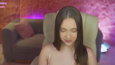OliviaMore live cam on Cam4