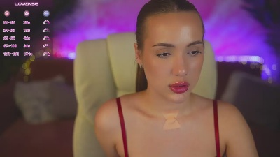 OliviaMore live cam on Cam4