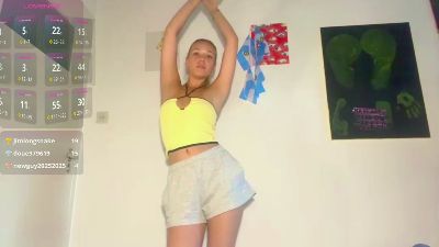OliviaRenly live cam on Cam4