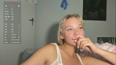 OliviaRenly live cam on Cam4