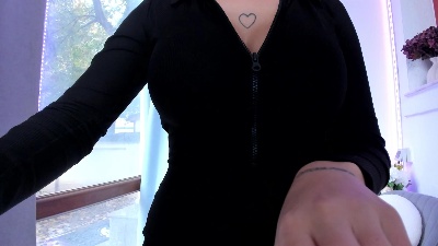 Oliviarimes_ live cam on Cam4