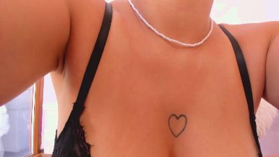 Oliviarimes_ live cam on Cam4