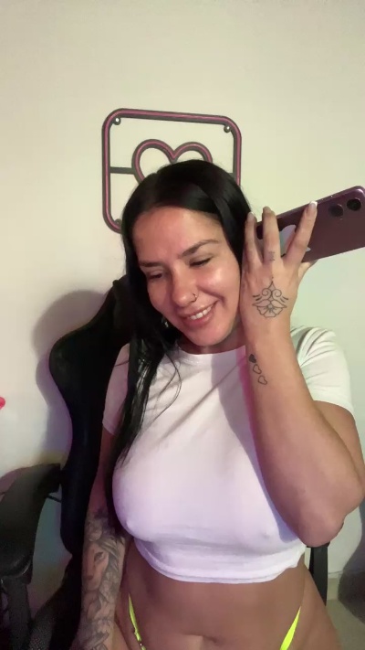 Oliviaxxxbb live cam on Cam4