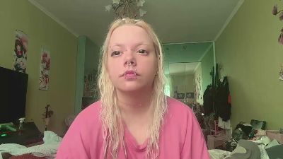 OllieDilsaver live cam on Cam4