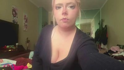 OllieDilsaver live cam on Cam4