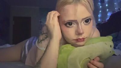 OllieDilsaver live cam on Cam4