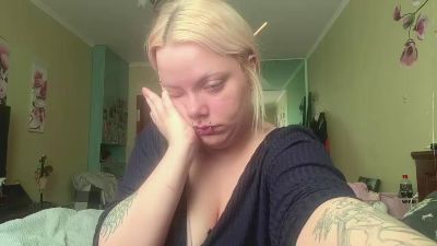 OllieDilsaver live cam on Cam4