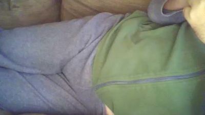 Olmost82 live cam on Cam4
