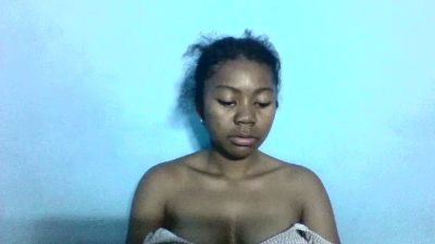Olvana live cam on Cam4
