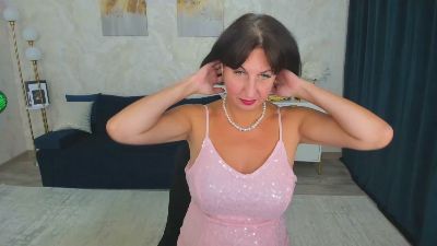 OlympiaKassel live cam on Cam4