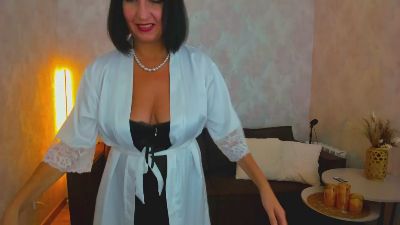 OlympiaKassel live cam on Cam4