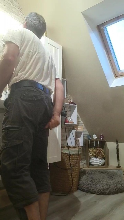 Omavi229 live cam on Cam4