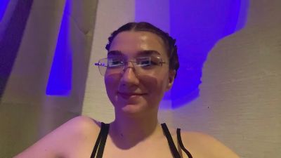 OnieFesh live cam on Cam4