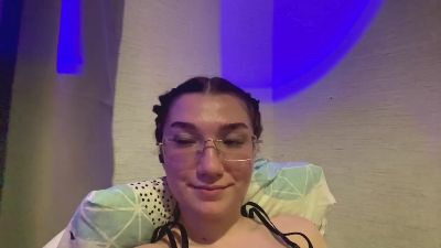OnieFesh live cam on Cam4