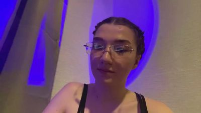 OnieFesh live cam on Cam4