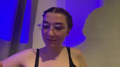 OnieFesh live cam on Cam4