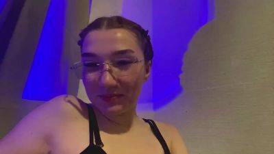OnieFesh live cam on Cam4