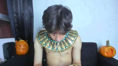 Onion_knight420 live cam on Cam4