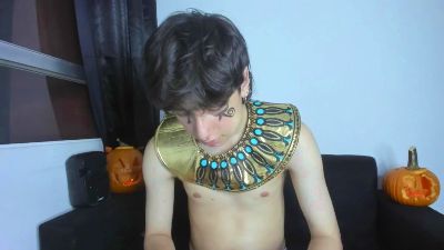 Onion_knight420 live cam on Cam4