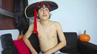 Onion_knight420 live cam on Cam4