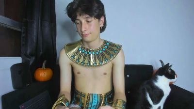 Onion_knight420 live cam on Cam4