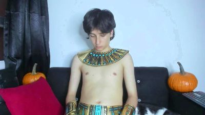 Onion_knight420 live cam on Cam4