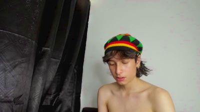 Onion_knight420 live cam on Cam4