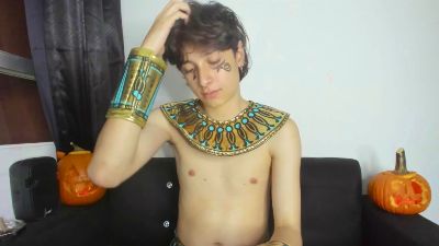 Onion_knight420 live cam on Cam4