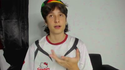 Onion_knight420 live cam on Cam4