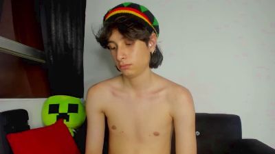 Onion_knight420 live cam on Cam4
