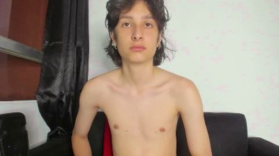 Onion_knight420 live cam on Cam4