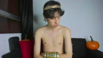 Onion_knight420 live cam on Cam4