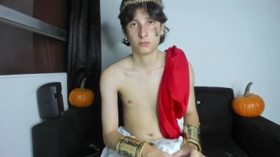 Onion_knight420 live cam on Cam4