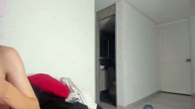 Onion_knight420 live cam on Cam4