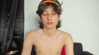 Onion_knight420 live cam on Cam4