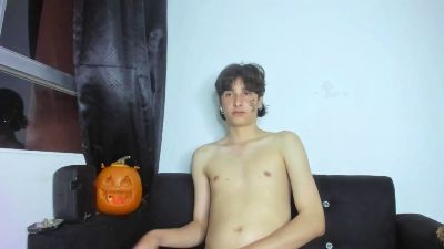 Onion_knight420 live cam on Cam4