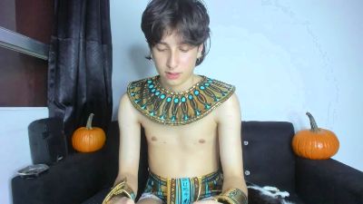 Onion_knight420 live cam on Cam4