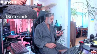 OnlineBossUK live cam on Cam4