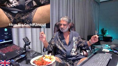 OnlineBossUK live cam on Cam4