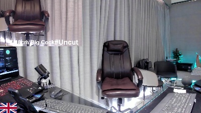 OnlineBossUK live cam on Cam4