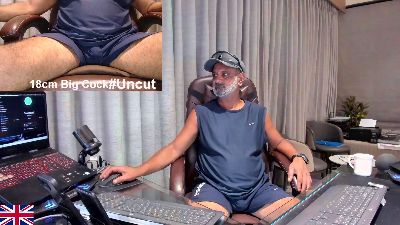 OnlineBossUK live cam on Cam4