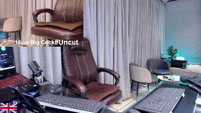 OnlineBossUK live cam on Cam4