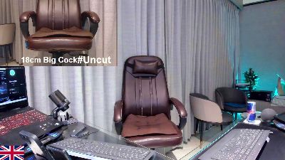 OnlineBossUK live cam on Cam4