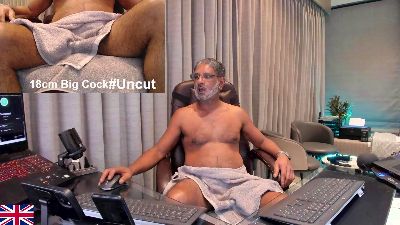 OnlineBossUK live cam on Cam4